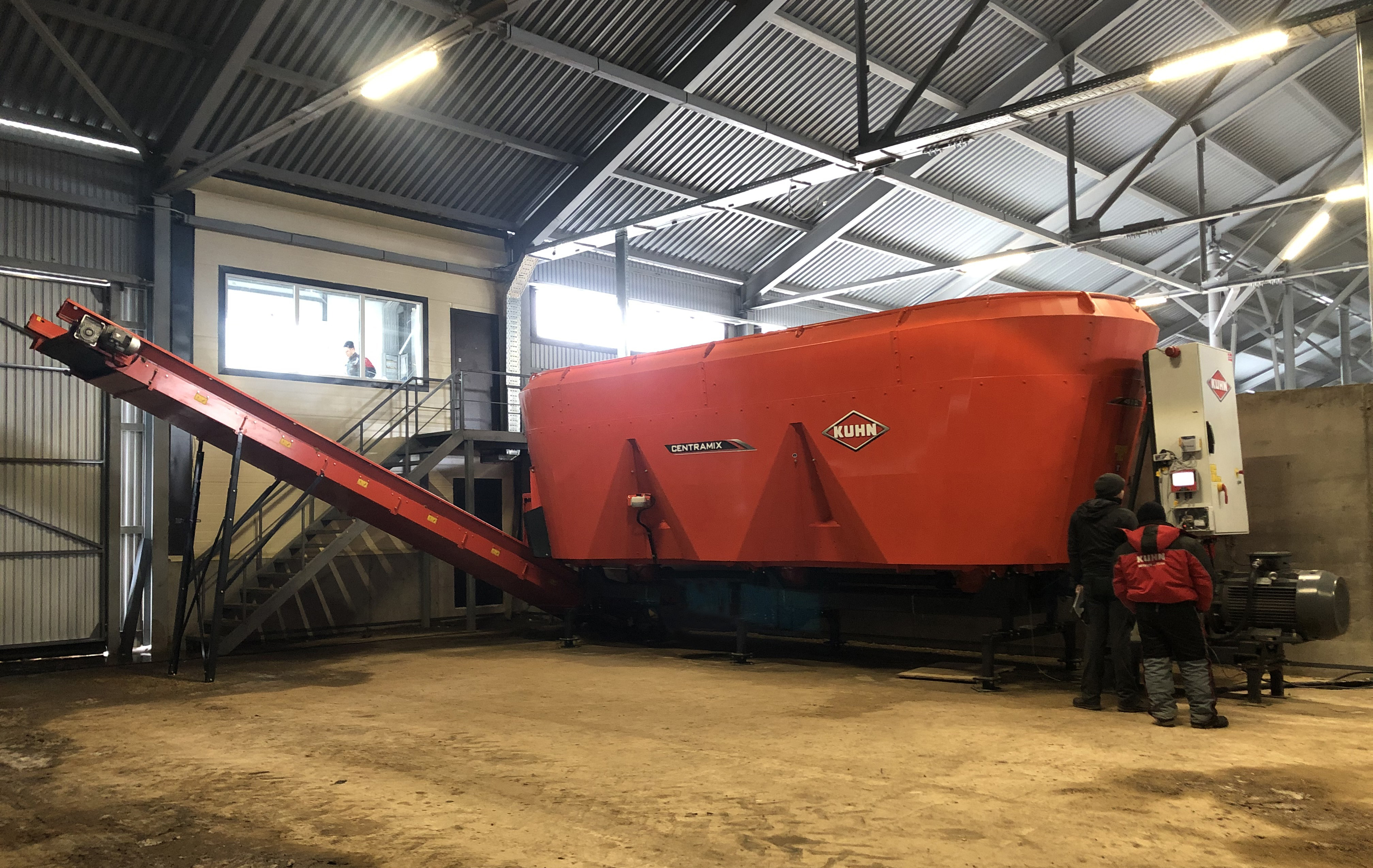 Stationary TMR Mixers | KUHN farm machinery