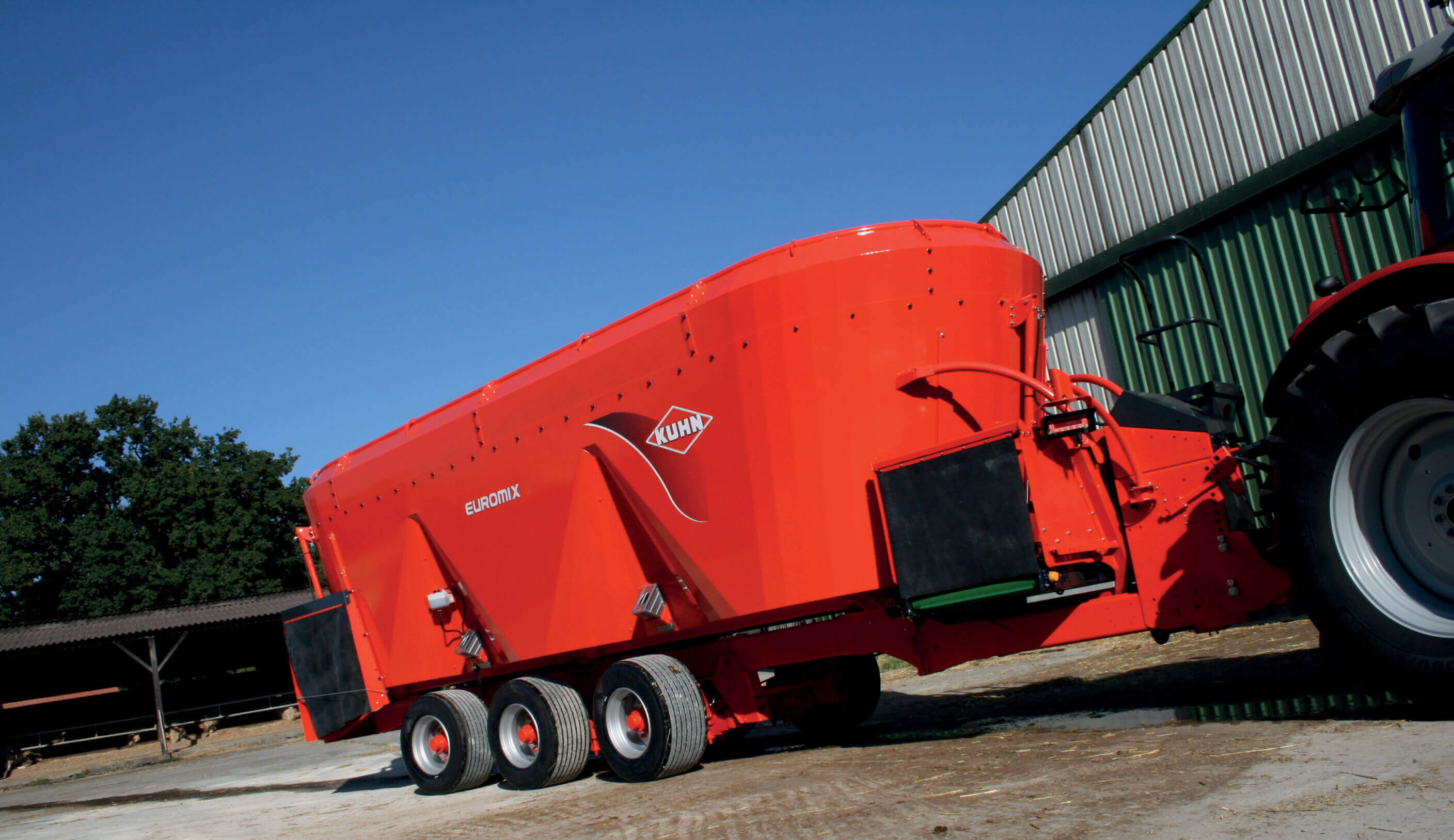 EUROMIX 3 CL mixer wagon | KUHN farm machinery