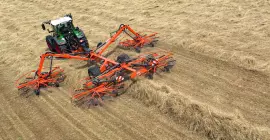 The GA 13231 4-rotor rake at work