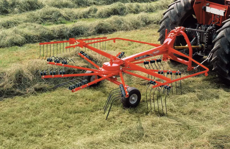 GA 300 GM at work in the field