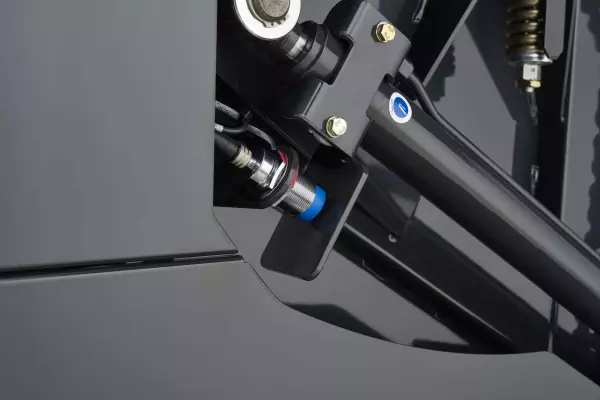 Sensor for detecting the tailgate position