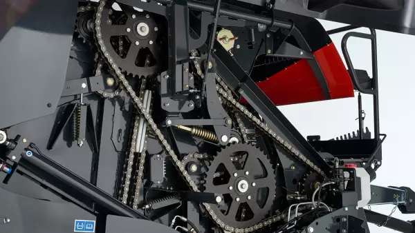 Robust driveline with high quality IWIS chains