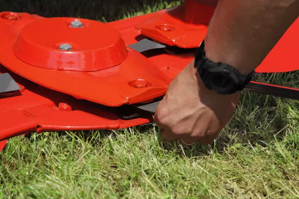 FAST-FIT quick-release knife system