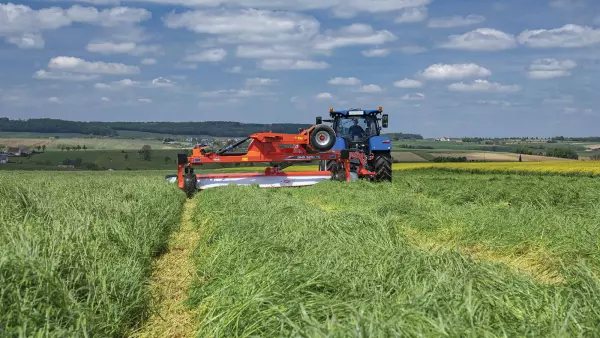 No running over the forage and reduced ground pressure means the sward is protected