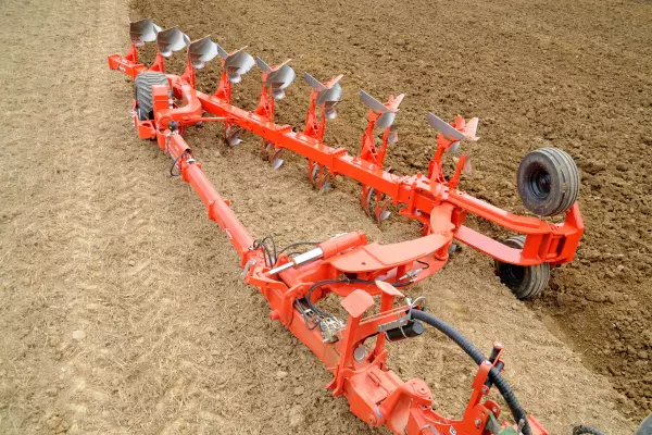 View of the settings of the VARI-LEADER plough