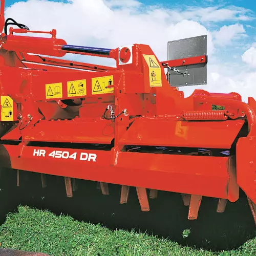 Levelling bar for KUHN power harrow