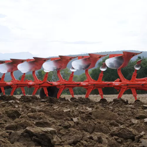 Discover the full range of KUHN plough bodies