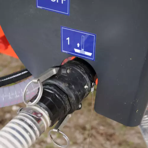 Fill hose and suction coupling