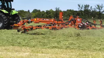 The two tedders GF 15003 T and GF 17003 T provide excellent work quality.
