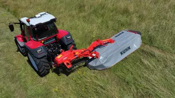 Ground pressure can be easily adjusted on GMD 3515 and GMD 4015 mowers.