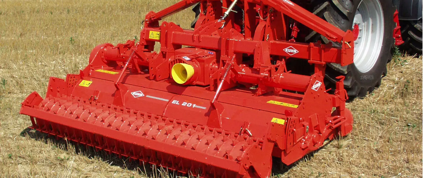 View of the DC soil loosener equipped with a KUHN rotary tiller