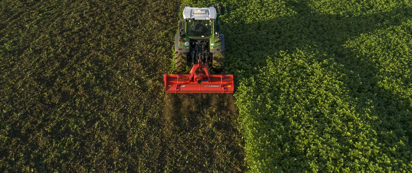KUHN's EL BIOMULCH rotary tiller at work